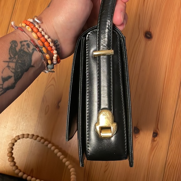 Vintage Nina Ricci leather bag black strap NR ❤️ - Picture 3 of 5